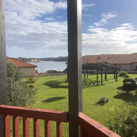 Joli T2 Vue Lac, Entierement Renove Apartment
